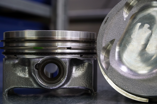 Piston